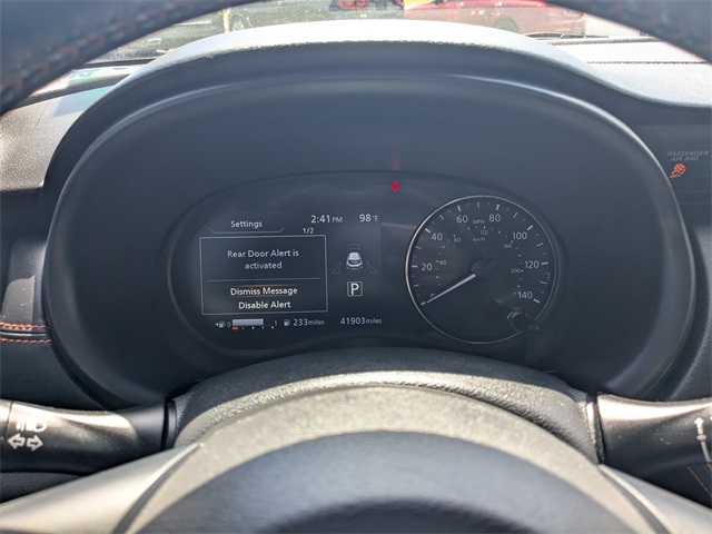 2022 Nissan Kicks SR photo 27