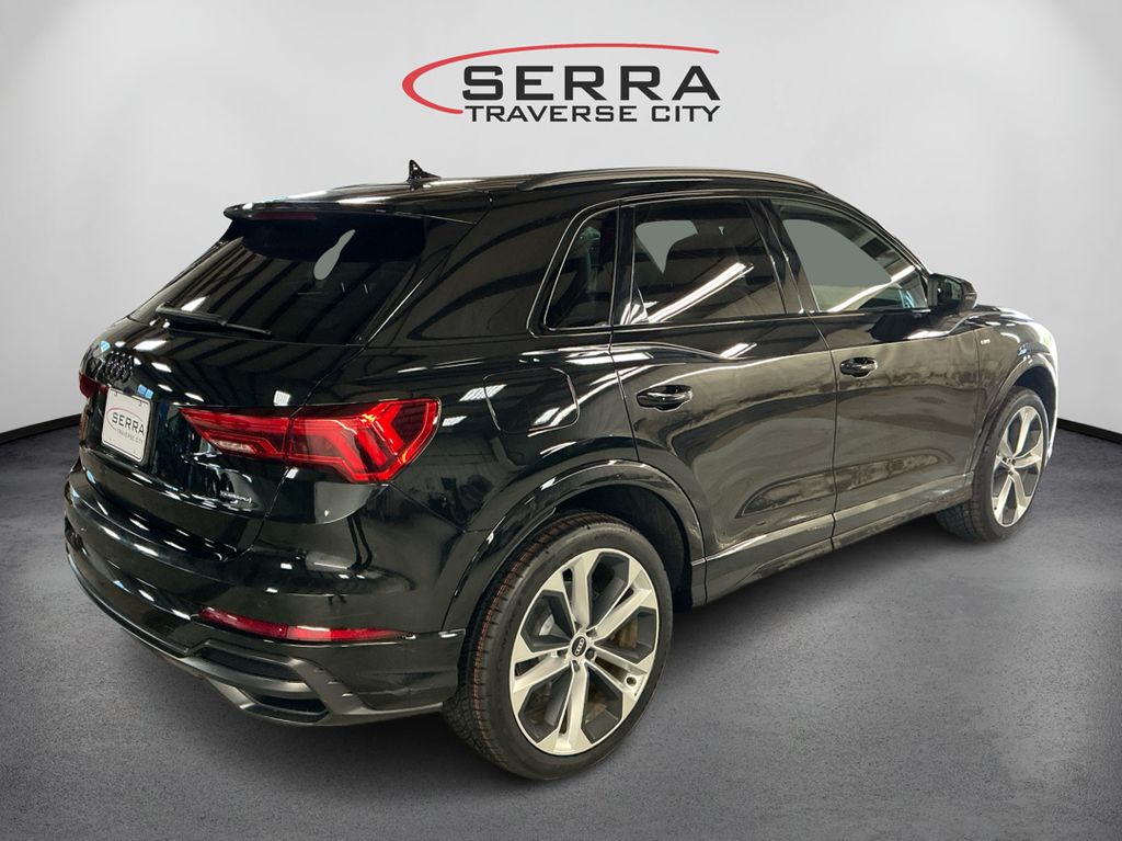 2022 Audi Q3 Premium Plus S line photo 4