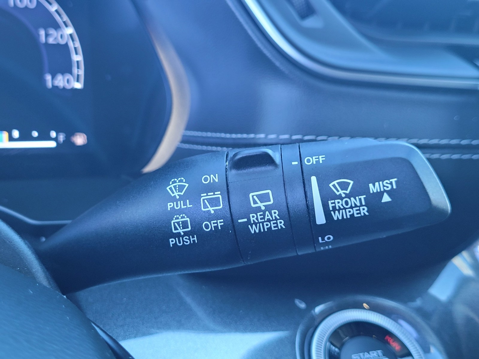 2021 Jeep Grand Cherokee Laredo photo 24