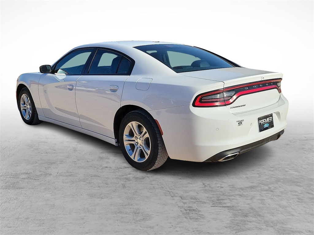 2022 Dodge Charger SXT photo 7