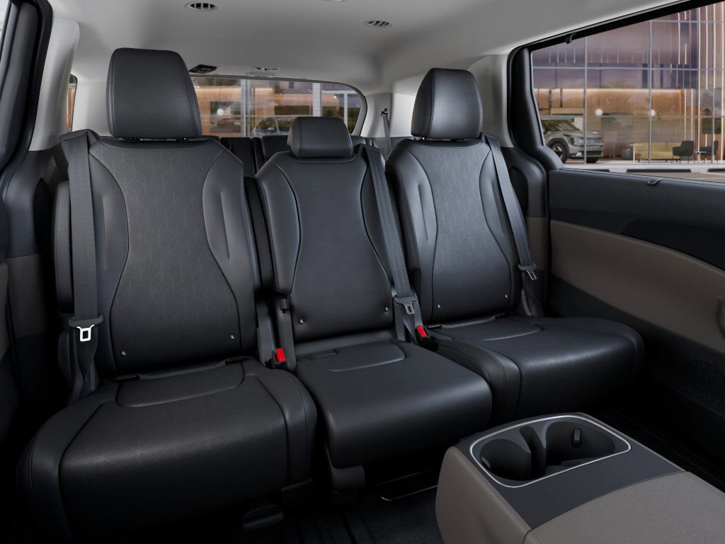 2026 Kia Carnival EX photo 16