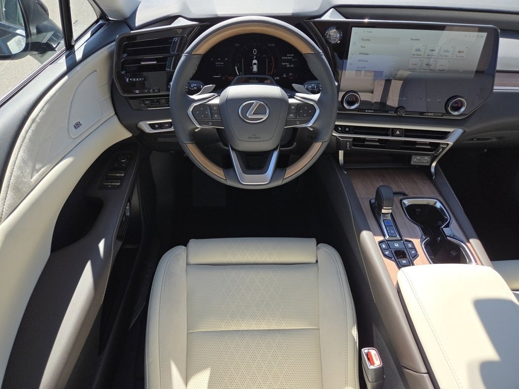 2025 Lexus RX 350 Luxury photo 4