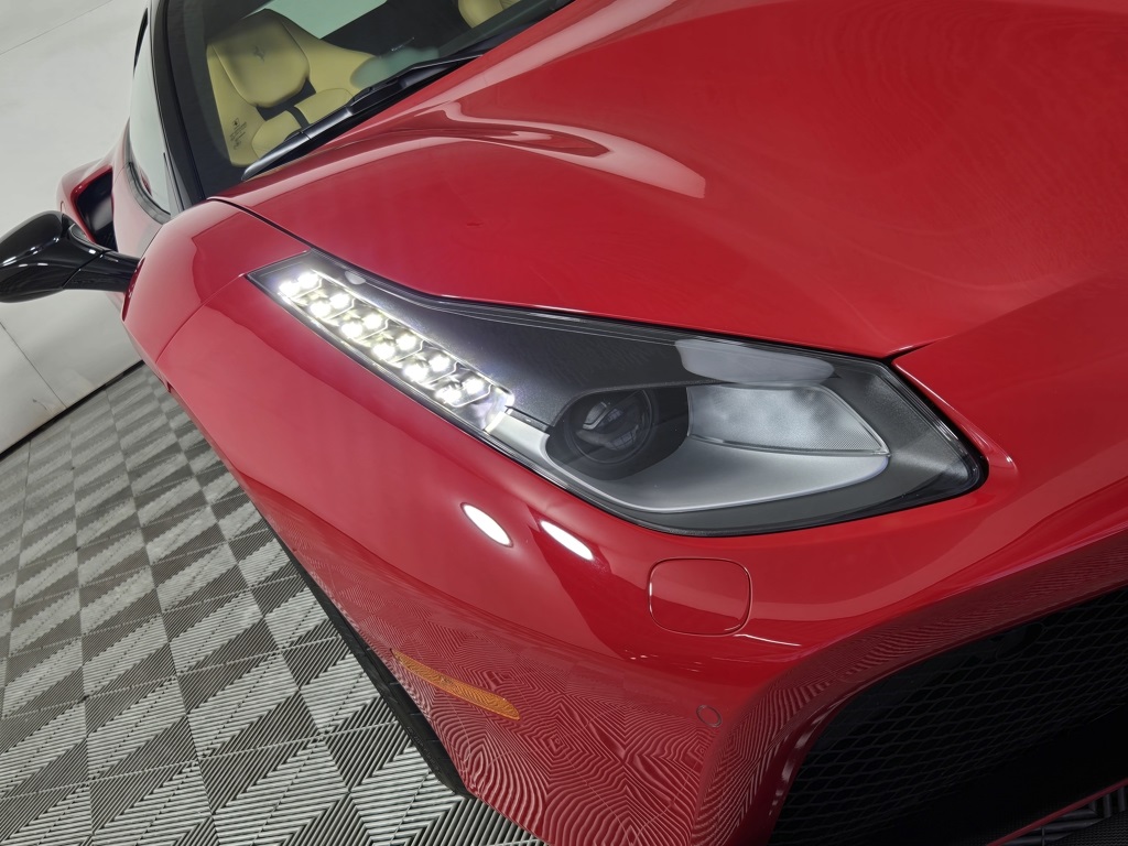 2017 Ferrari 488 GTB photo 8