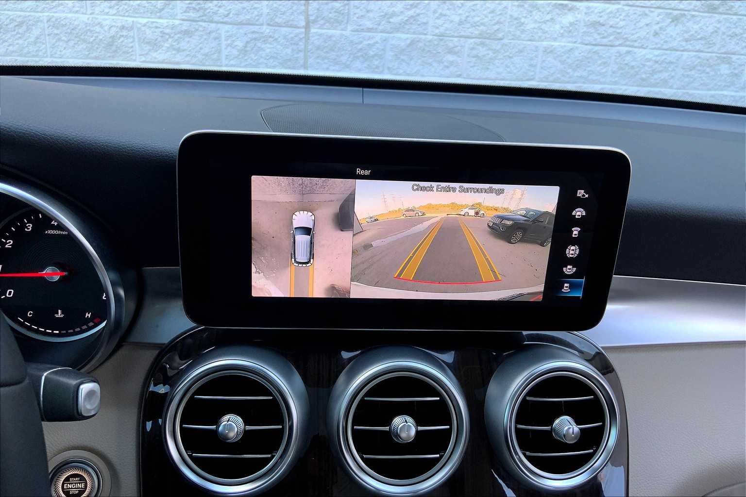 2022 Mercedes Benz GLC 300 4MATIC photo 19