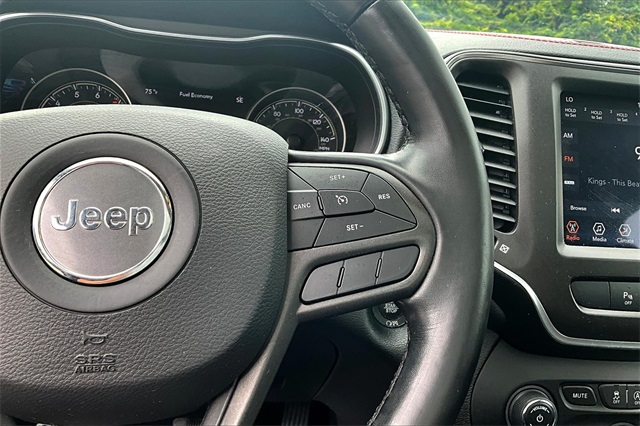 2020 Jeep Cherokee Trailhawk photo 8