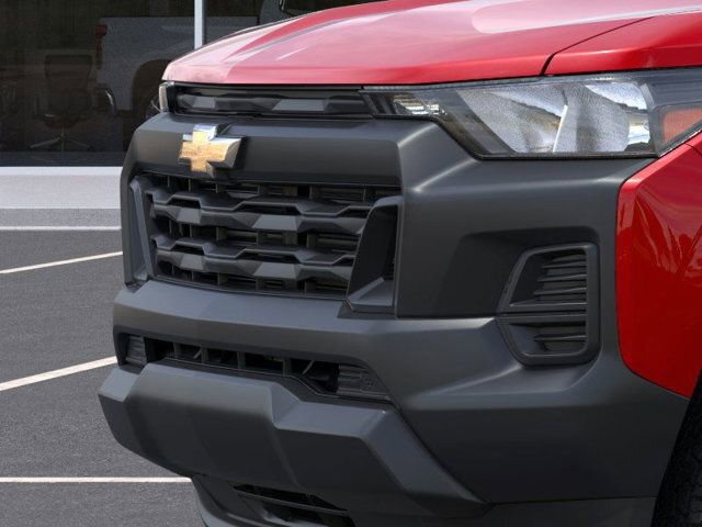 2025 Chevrolet Colorado LT photo 13