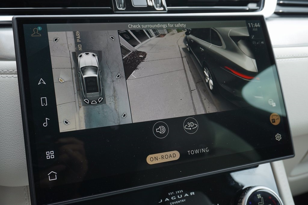 2025 JAGUAR F-PACE - Image 30