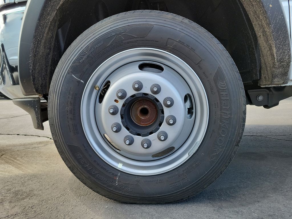 2023 Ram 5500 Tradesman photo 13