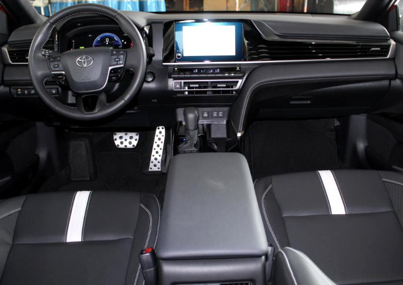 2025 Toyota Camry XLE photo 10