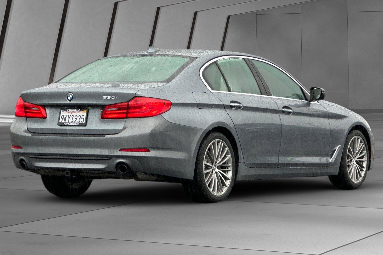 2018 Bmw 530i 5-Series photo 3