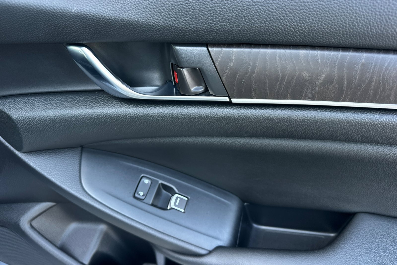 2019 Honda Accord EX-L photo 20
