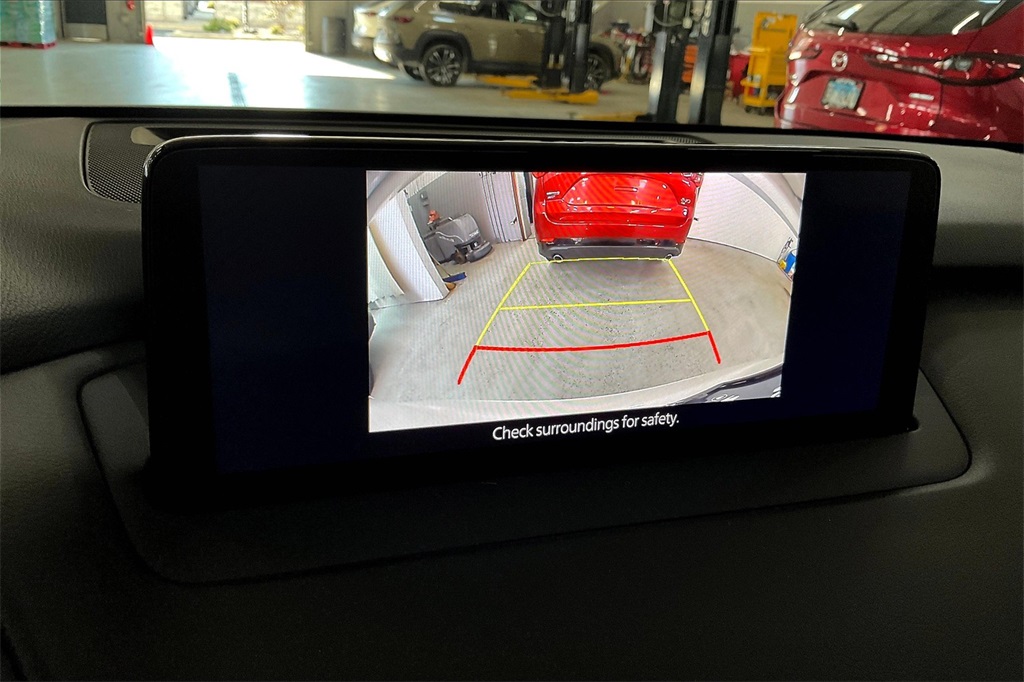 2022 Mazda CX-9 Touring photo 17