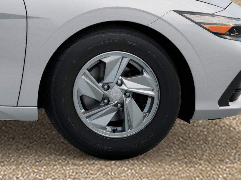 2025 Hyundai Elantra SE photo 7