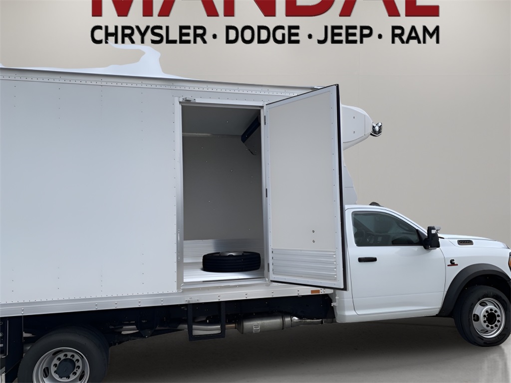 2024 Ram 5500 Tradesman photo 18