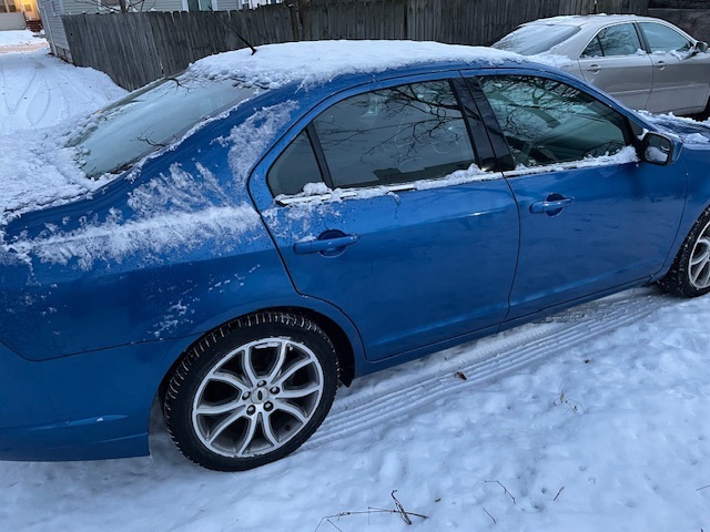 Used 2012 Ford Fusion SE with VIN 3FAHP0HA0CR180473 for sale in Saginaw, MI