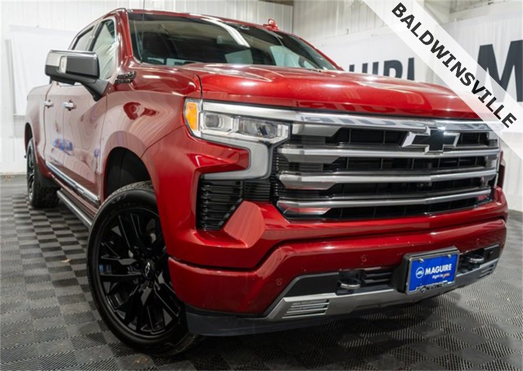 2023 Chevrolet Silverado 1500 High Country's photo