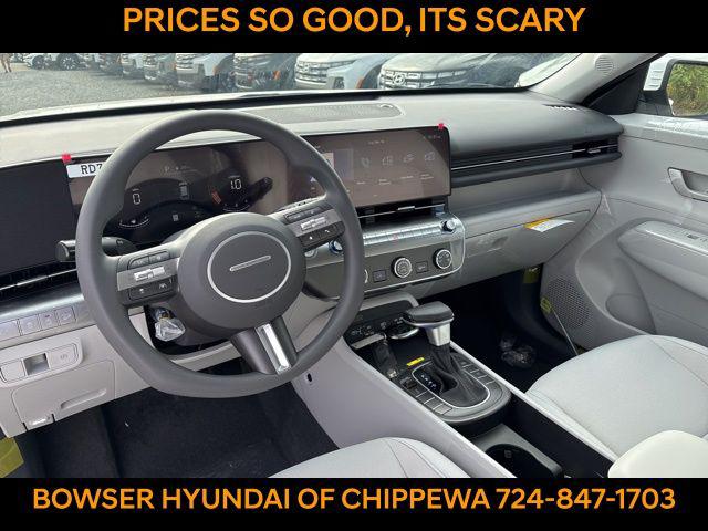 2026 Hyundai Kona SE photo 4