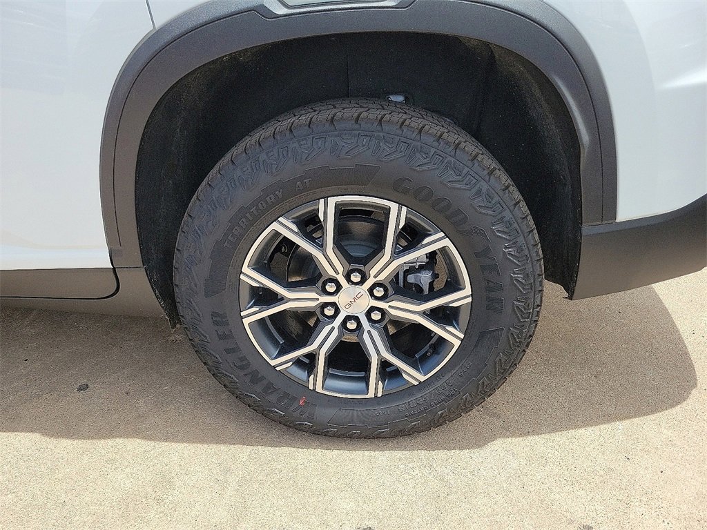 2024 Gmc Acadia AT4 photo 8