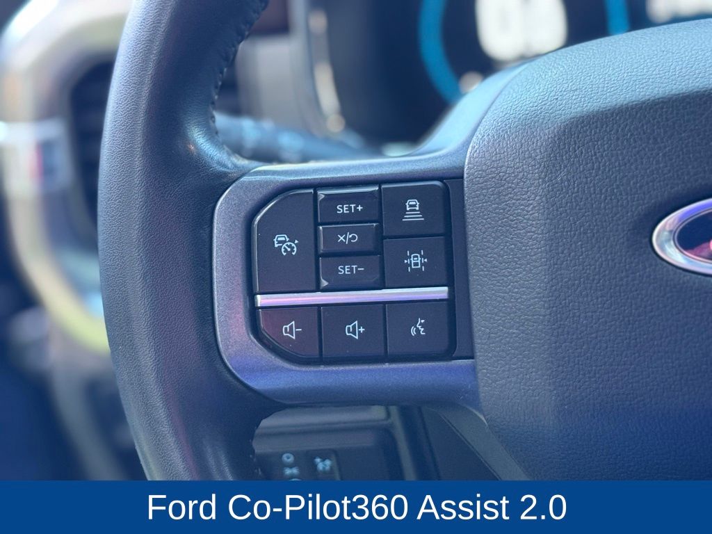 2023 Ford F-150 Lariat photo 16