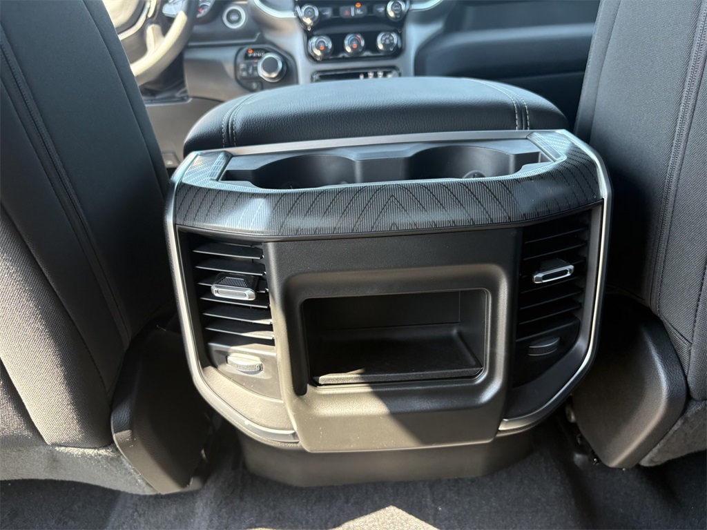 2025 Ram 1500 Big Horn photo 32