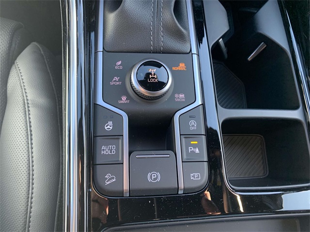 2025 Kia Sorento S photo 18