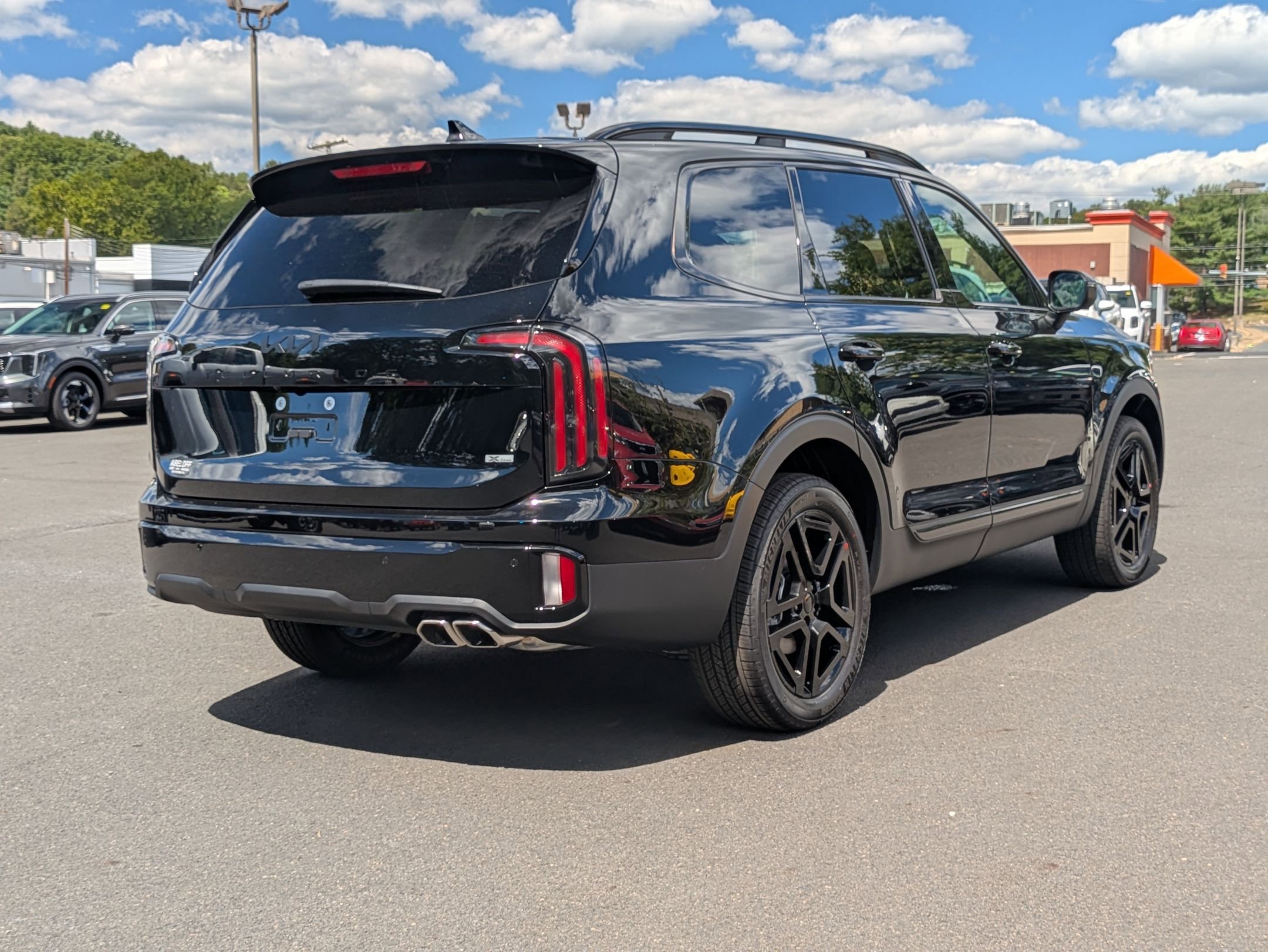 2025 Kia Telluride EX X-Line photo 3