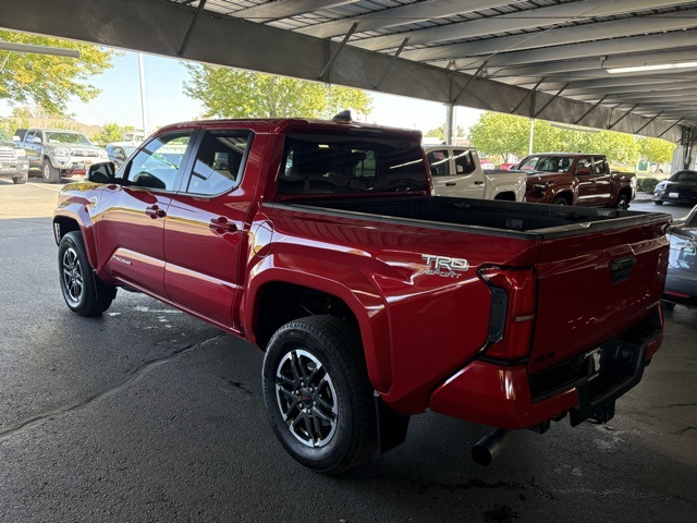 2024 Toyota Tacoma TRD Sport photo 7