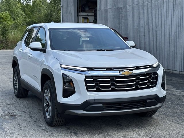 2026 Chevrolet Equinox LT photo 2