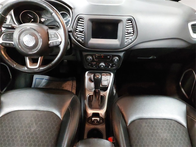 2018 Jeep Compass Latitude photo 10