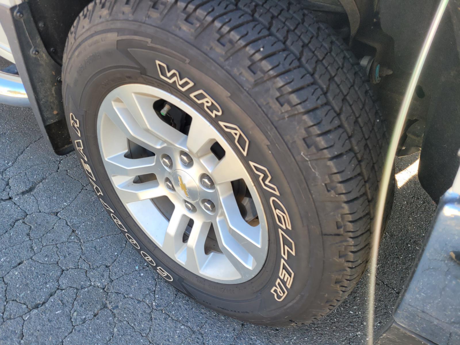 2014 Chevrolet Silverado 1500 LTZ photo 4