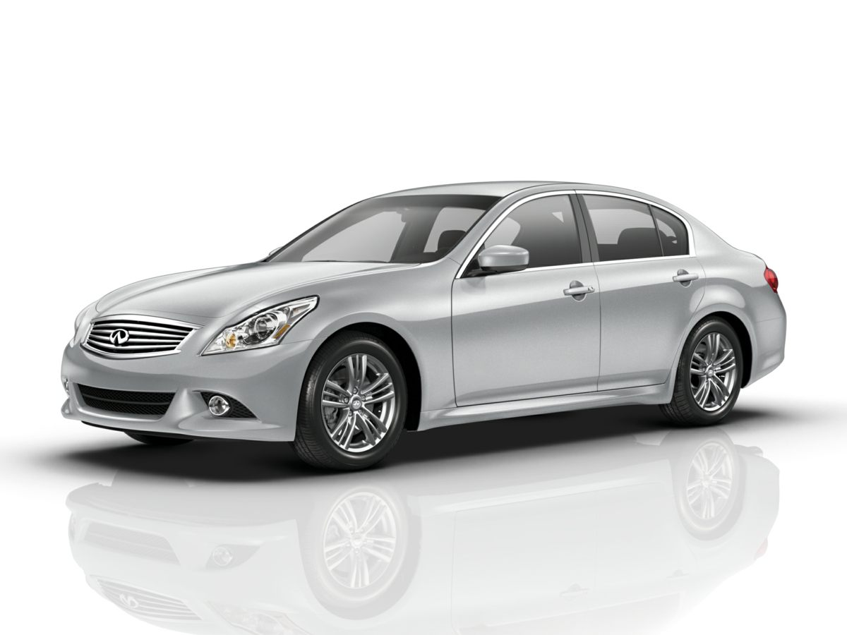 2011 INFINITI G Sedan's photo