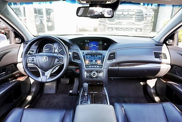 2017 Acura RLX Technology photo 17