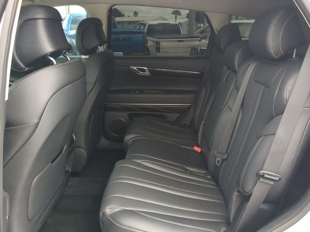 2021 Genesis GV80 Advanced 2.5T Prestige photo 13