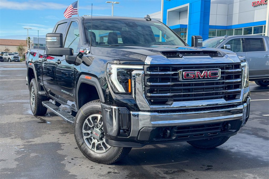 2026 GMC Sierra 2500HD SLE's photo