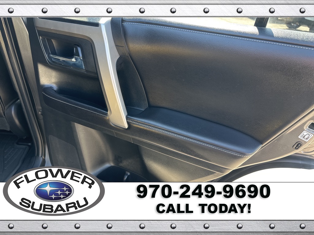 2016 Toyota 4Runner SR5 Premium photo 13