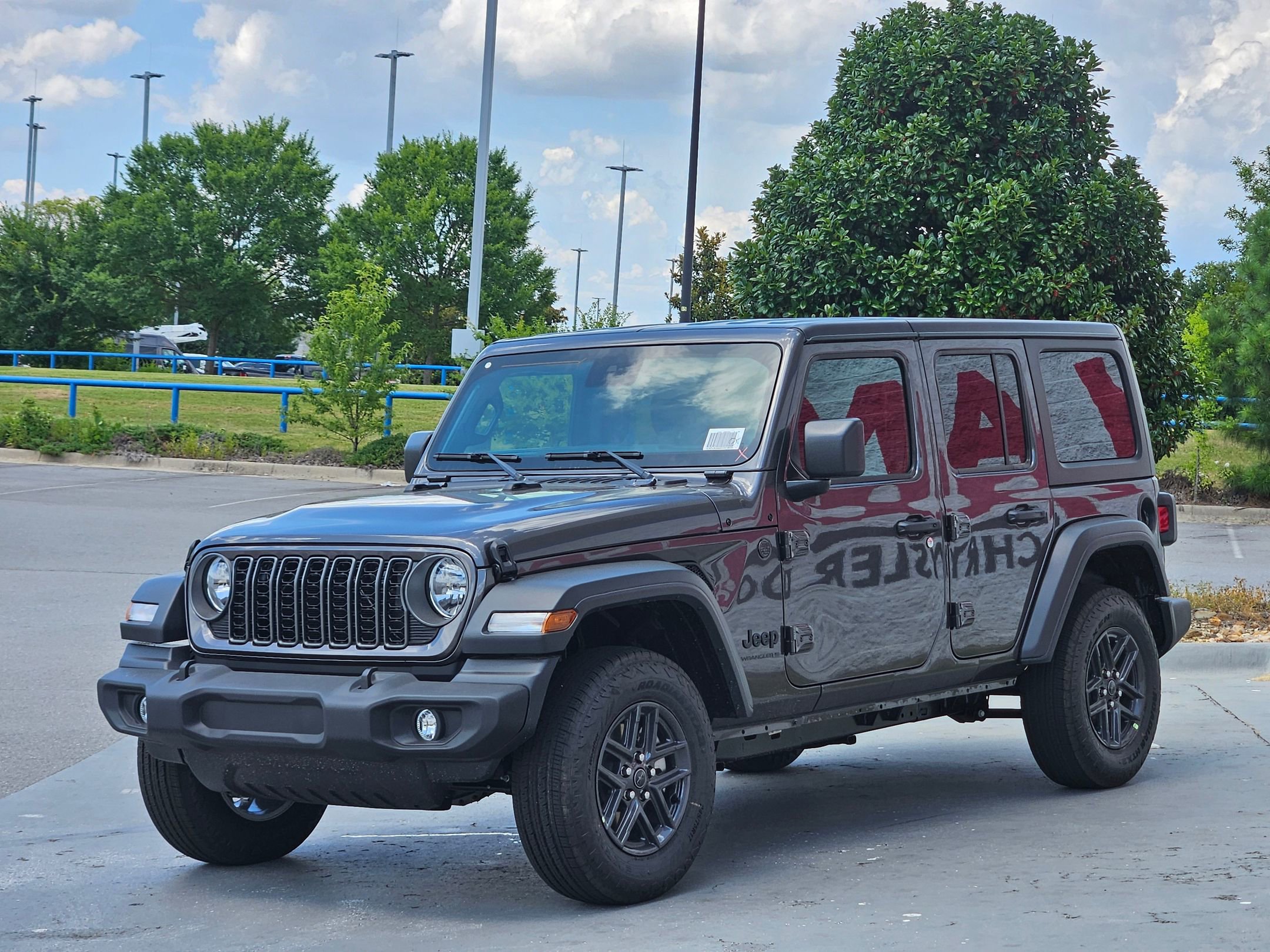 2025 Jeep Wrangler Sport S photo 3