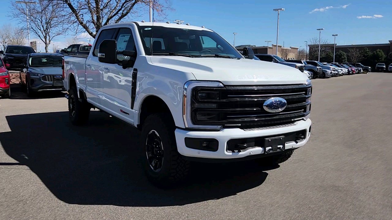 2025 Ford F-350 Platinum photo 5