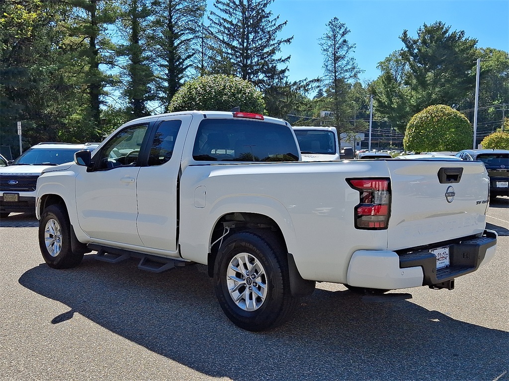 2024 Nissan Frontier SV photo 4