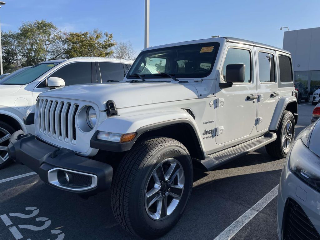 2021 Jeep Wrangler Unlimited Sahara photo 2