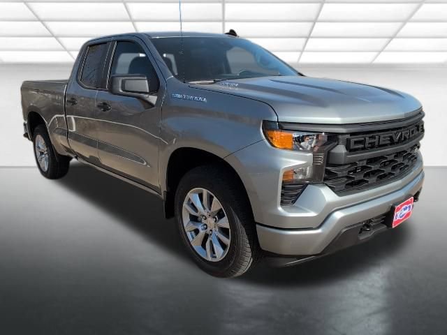 2026 Chevrolet Silverado 1500 Custom's photo