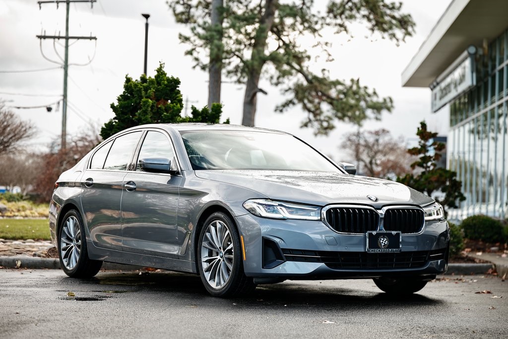 2023 BMW 5 Series 530i's photo