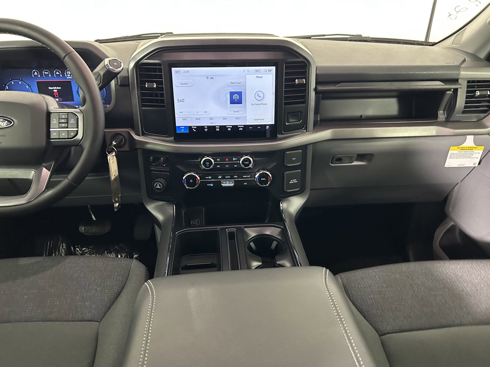 2025 Ford F-150 XLT photo 12