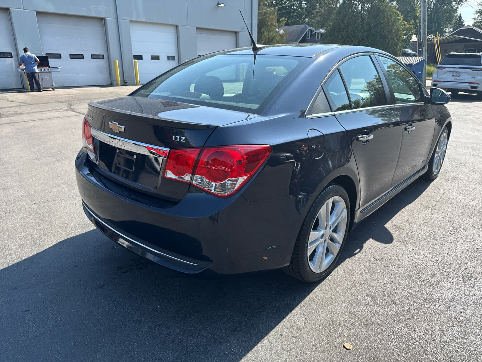 2014 Chevrolet Cruze LTZ photo 2