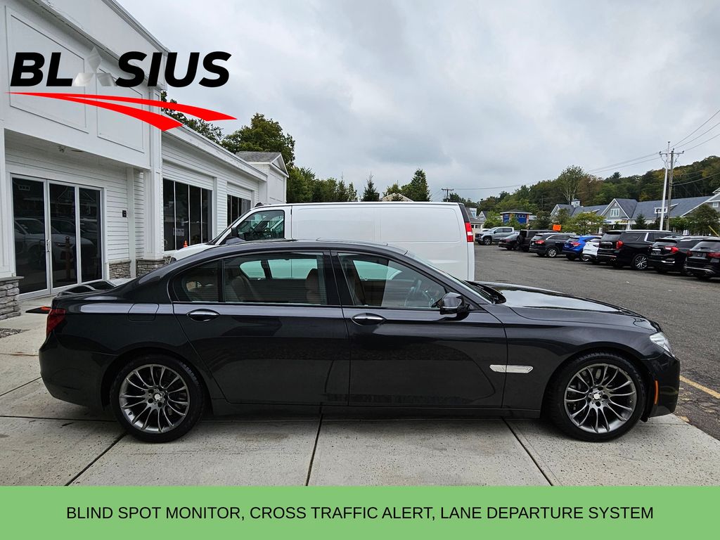 2013 Bmw 750Li / ALPINA B7 photo 3