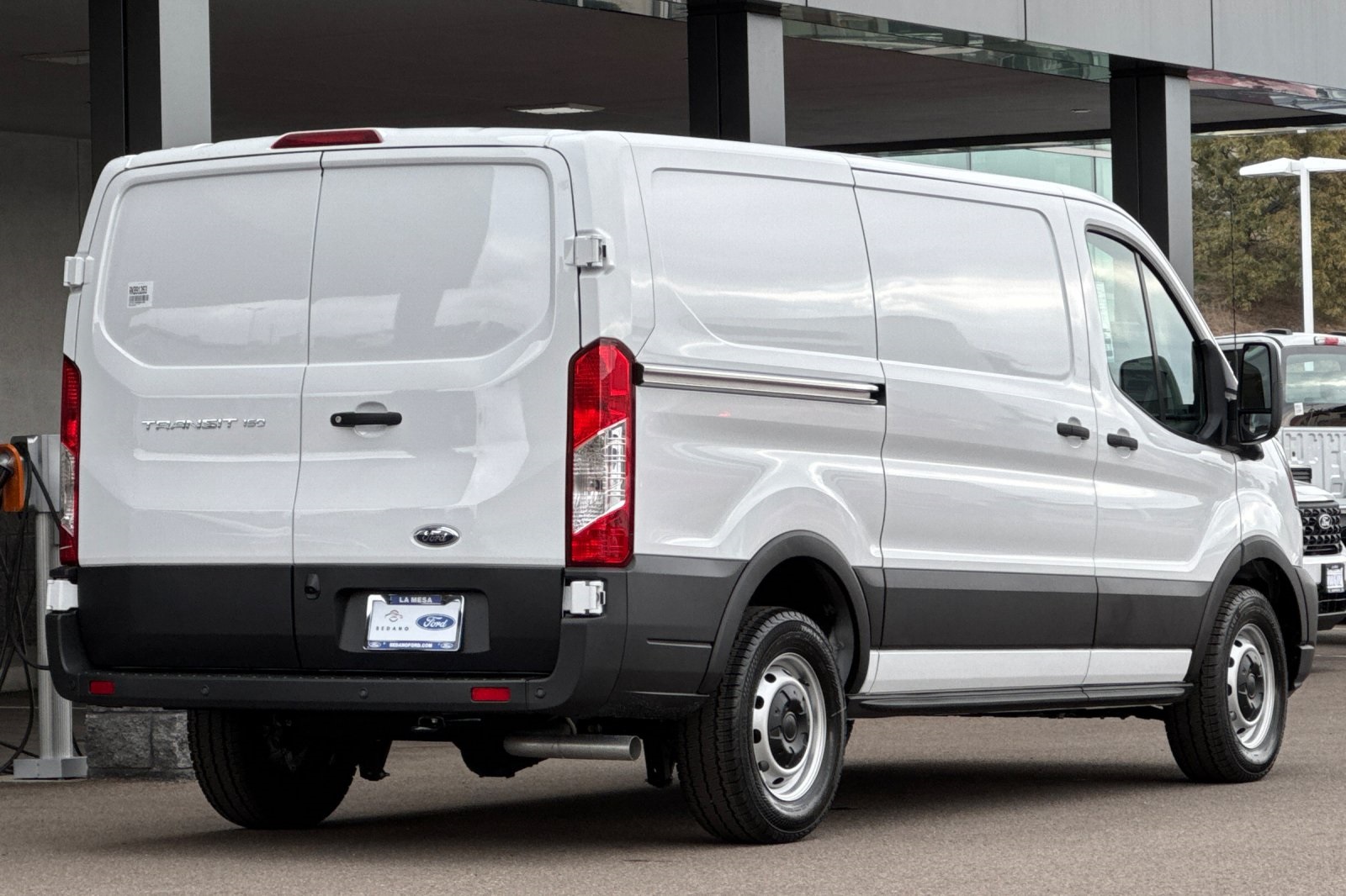 2024 Ford Transit photo 2