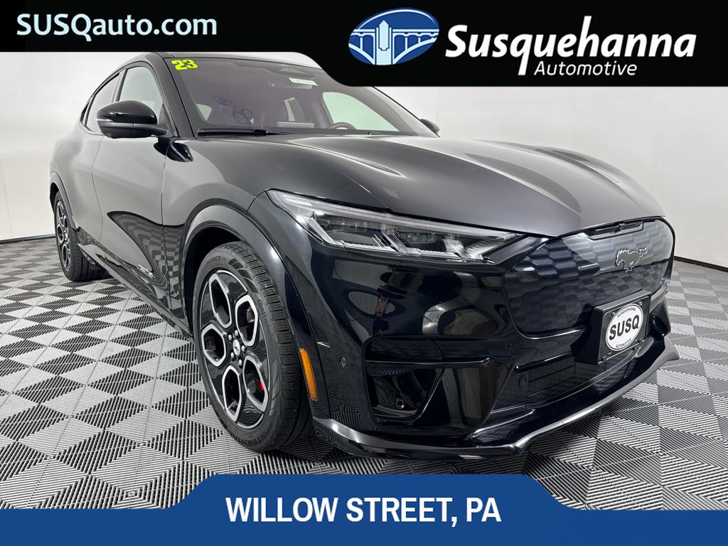 2023 Ford Mustang Mach-E GT AWD's photo