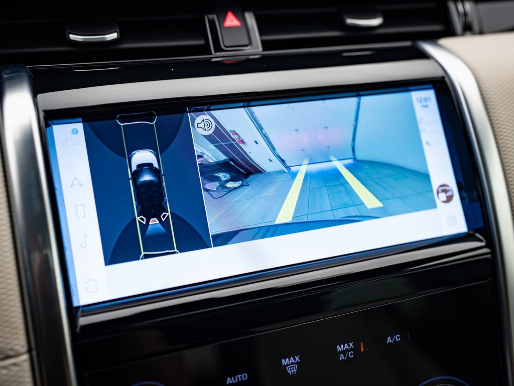 2023 Land Rover Discovery Sport S R-Dynamic photo 29