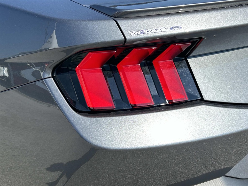 2025 Ford Mustang EcoBoost Premium Convertible photo 11