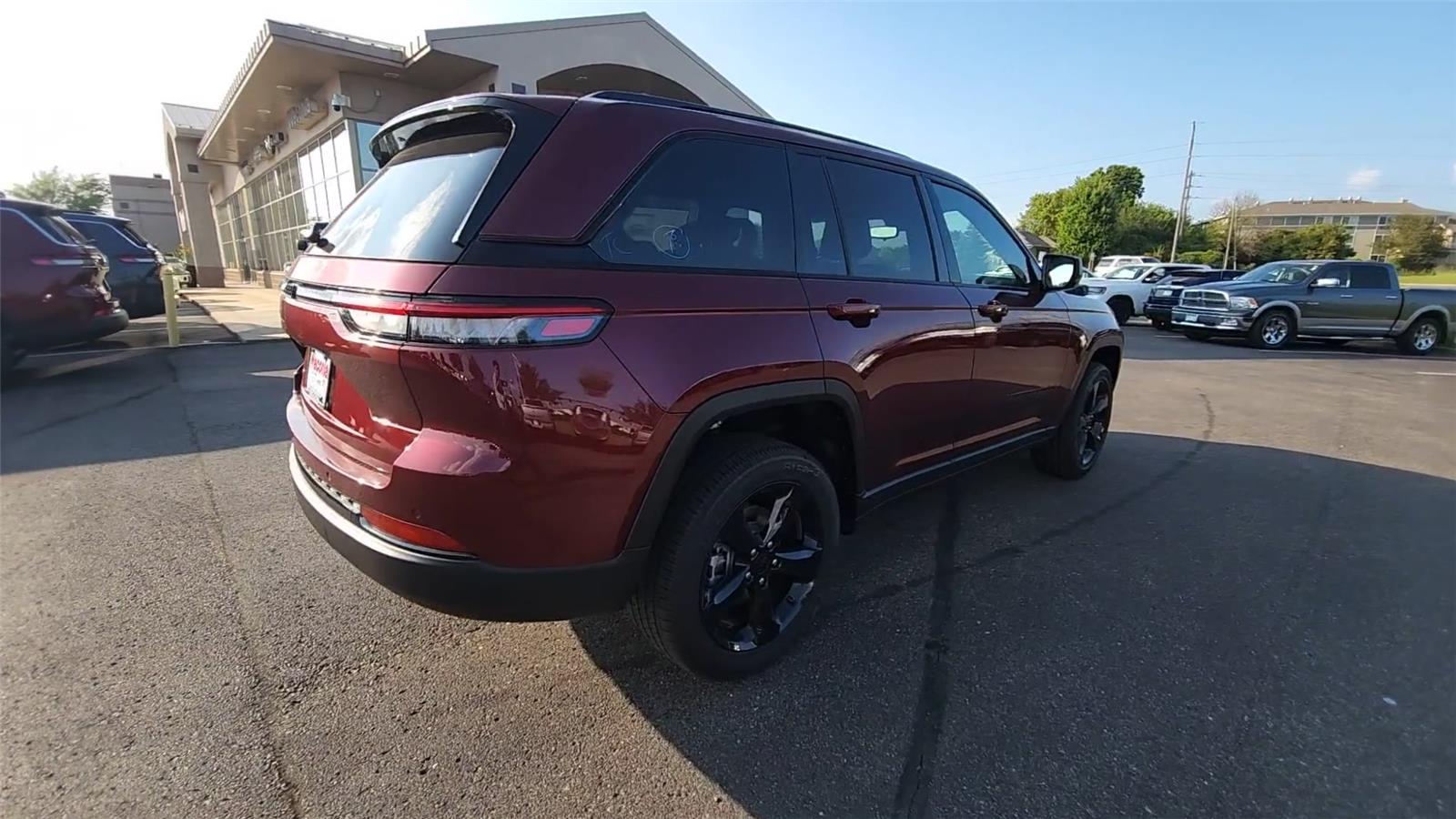 2024 Jeep Grand Cherokee Altitude X photo 8