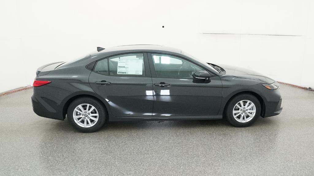 2026 Toyota Camry LE photo 25